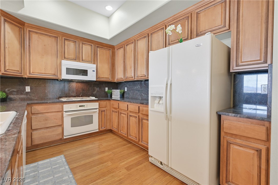 62 E Serene Avenue 428
