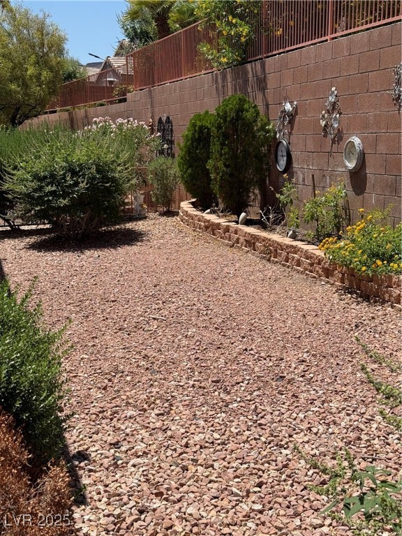 Henderson, Nevada 89012, United States, 2 Bedrooms Bedrooms, ,2 BathroomsBathrooms,Residential,Active,153850