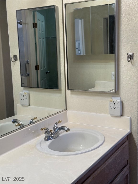 Henderson, Nevada 89012, United States, 2 Bedrooms Bedrooms, ,2 BathroomsBathrooms,Residential,Active,153850