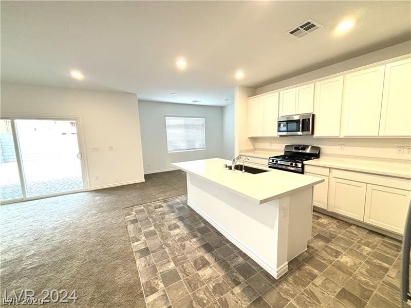 8336 Rowan Ridge Avenue