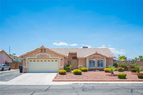 Homes For Sale - 4353 Valley Regents Drive<br/> North Las Vegas, NV 89032