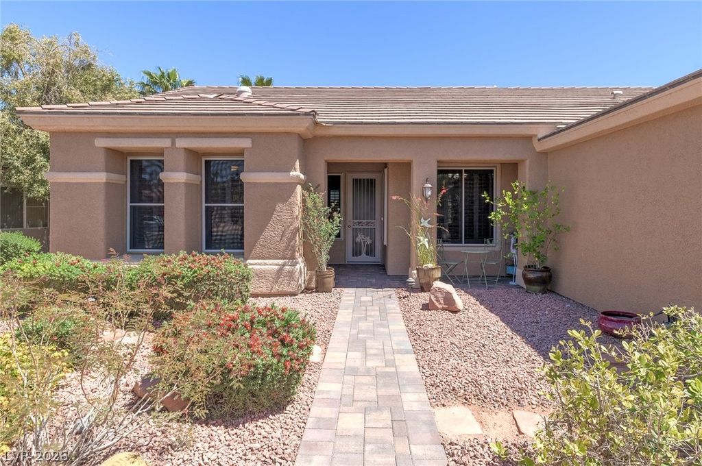 Photo of 2010 High Mesa Drive, Henderson, NV 89012 (MLS # 2773083)