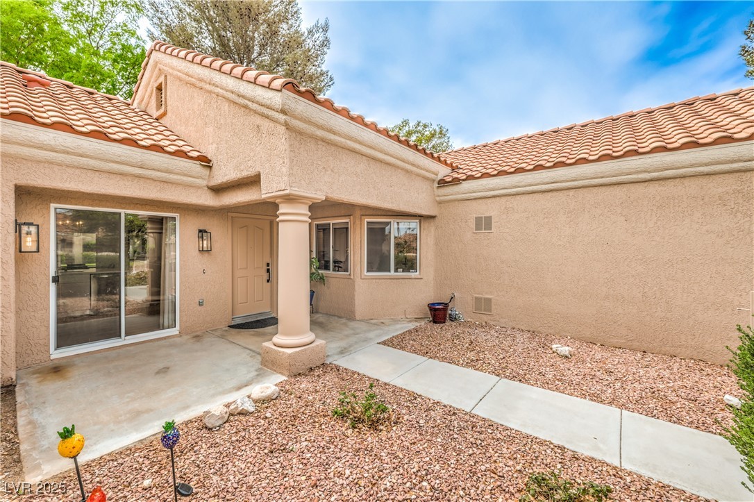 8513 Glenmount Drive, Las Vegas, Nevada image 4