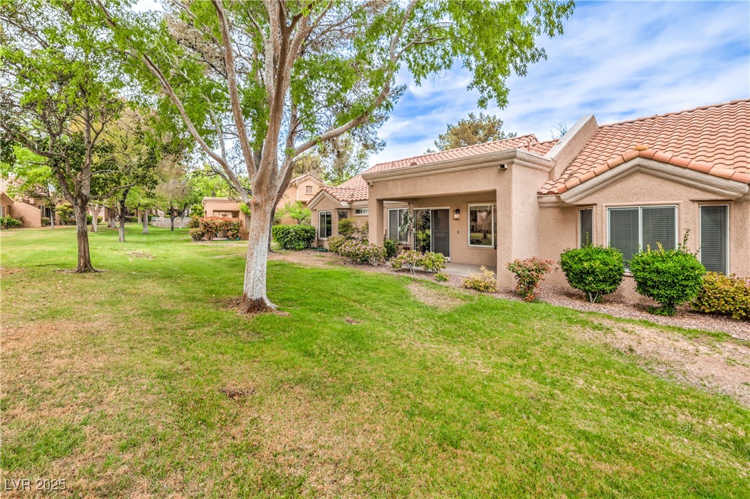 8513 Glenmount Drive, Las Vegas, Nevada image 28