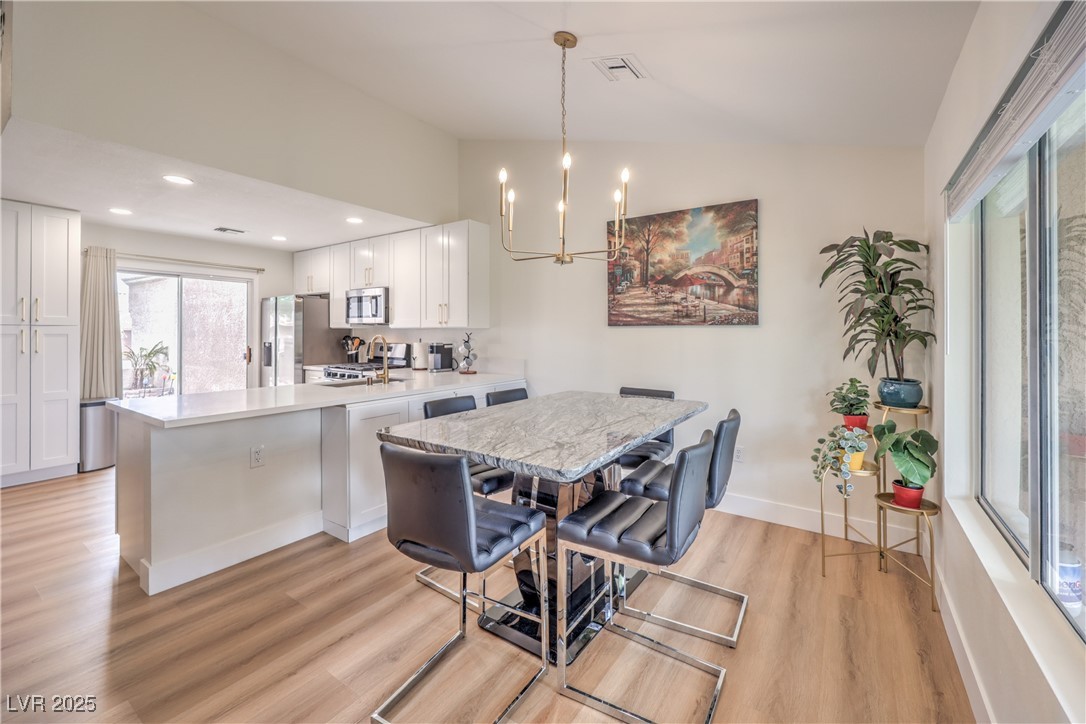 8513 Glenmount Drive, Las Vegas, Nevada image 13