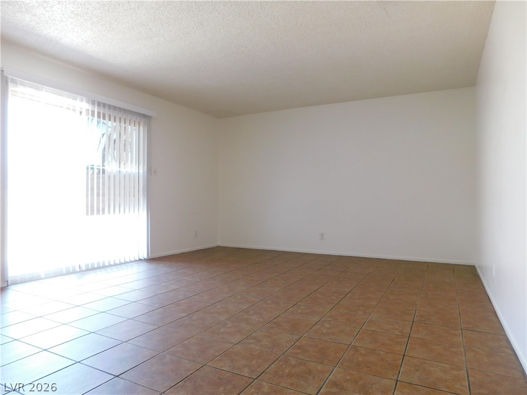 213 Yellow Sky Street