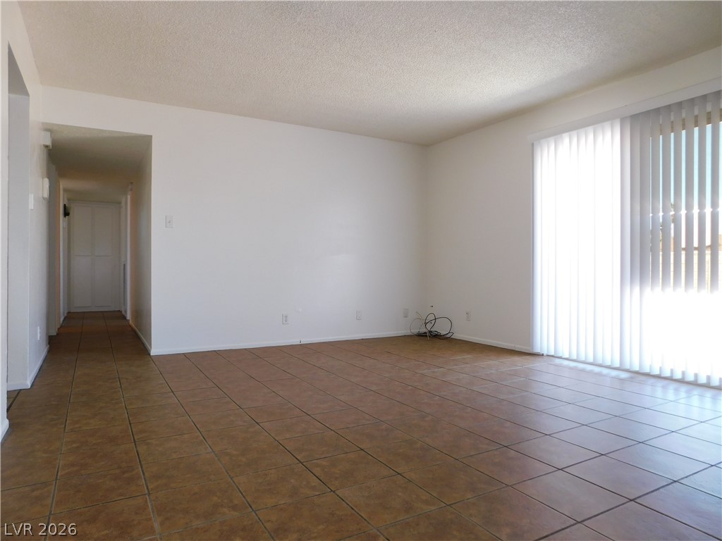 213 Yellow Sky Street