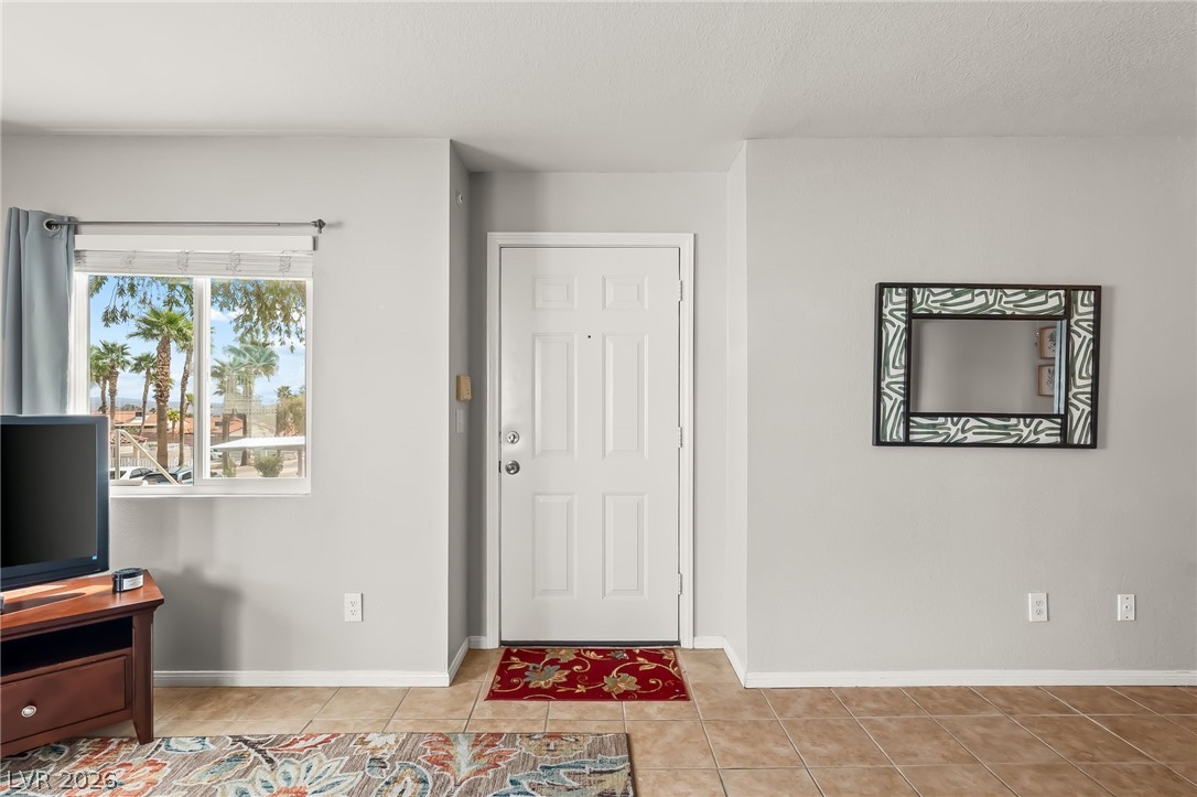 1940 Las Palmas Lane 171