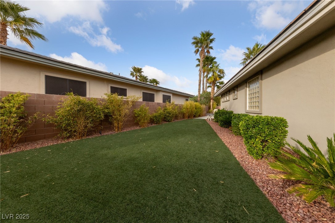 616 Canyon Brook Place, Las Vegas, Nevada image 44