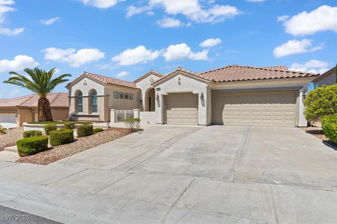 2868 Foxtail Creek Avenue