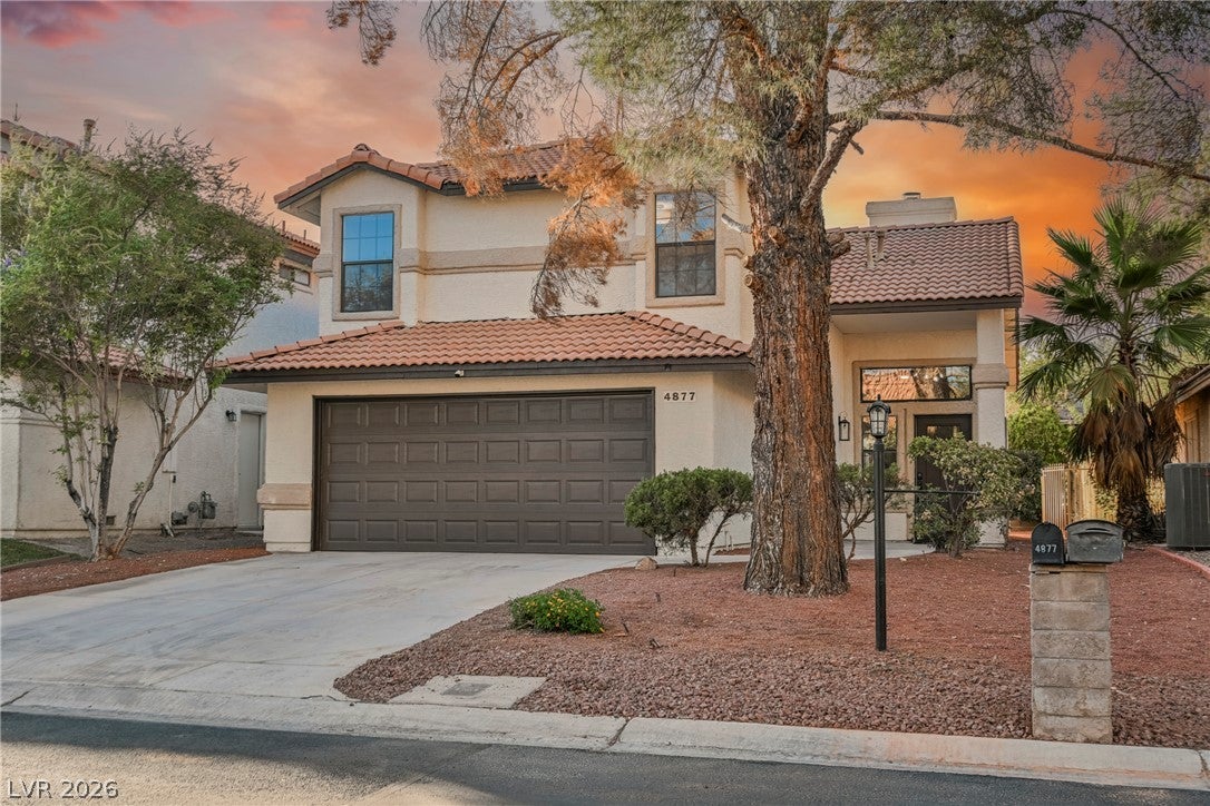 4877 Fiesta Lakes Street