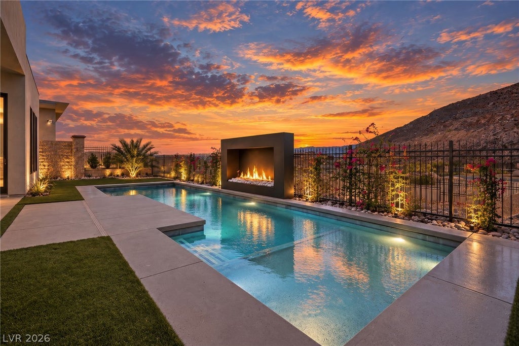 Photo of 487 Cityview Ridge Drive, Henderson, NV 89012 (MLS # 2827924)
