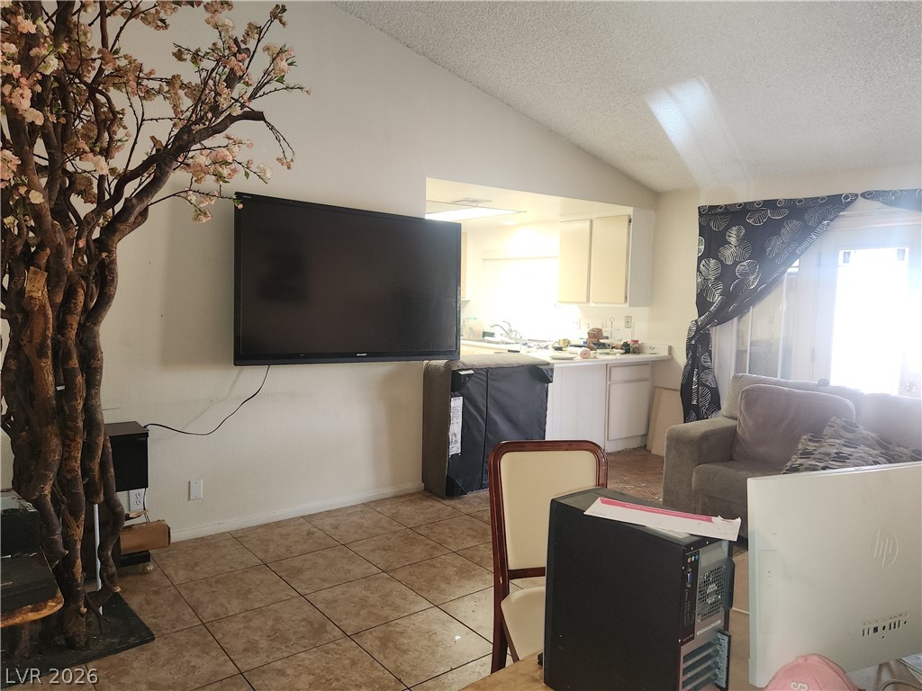 5166 W Desert Inn Road