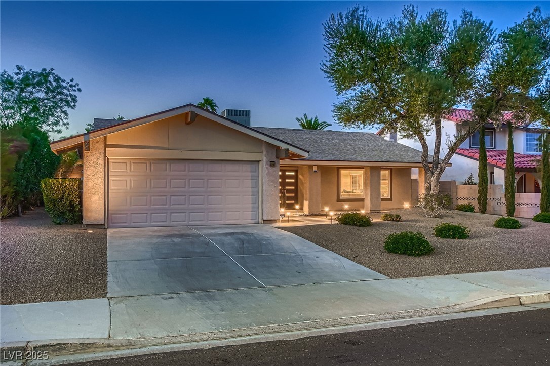 Las Vegas, Nevada 89146, United States, 3 Bedrooms Bedrooms, ,2 BathroomsBathrooms,Residential,Active,118598