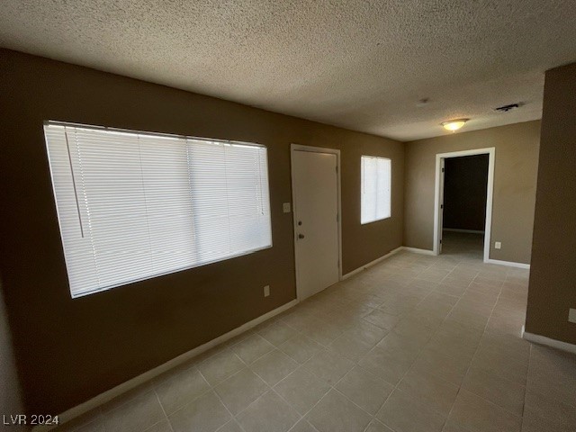 2516 E Mesquite Avenue