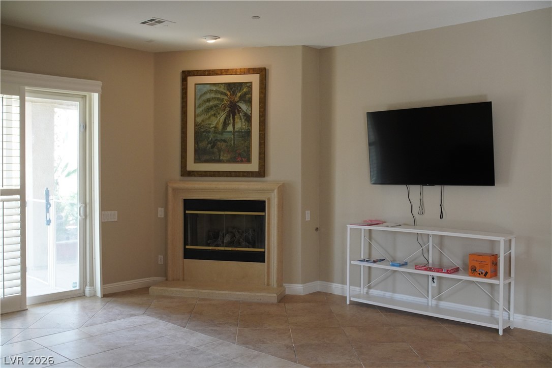 7293 Olsen Farm Street