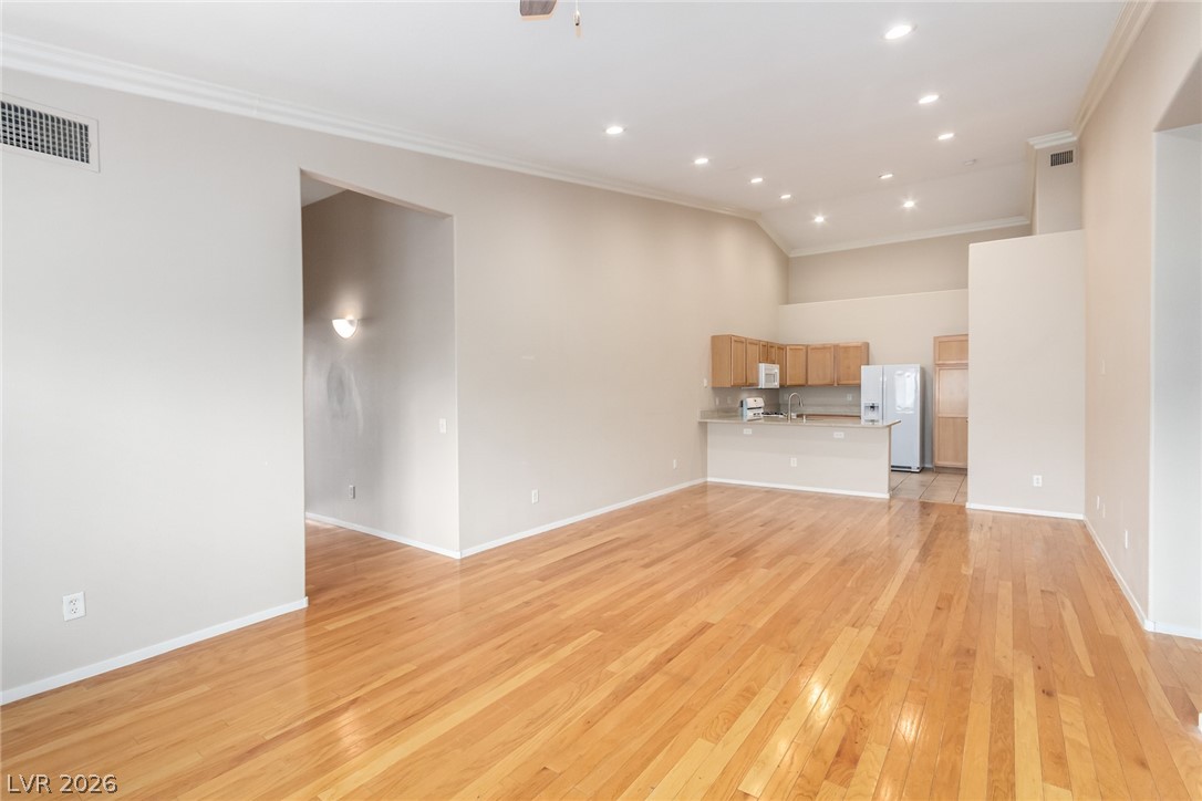 2000 Jade Creek Street 202