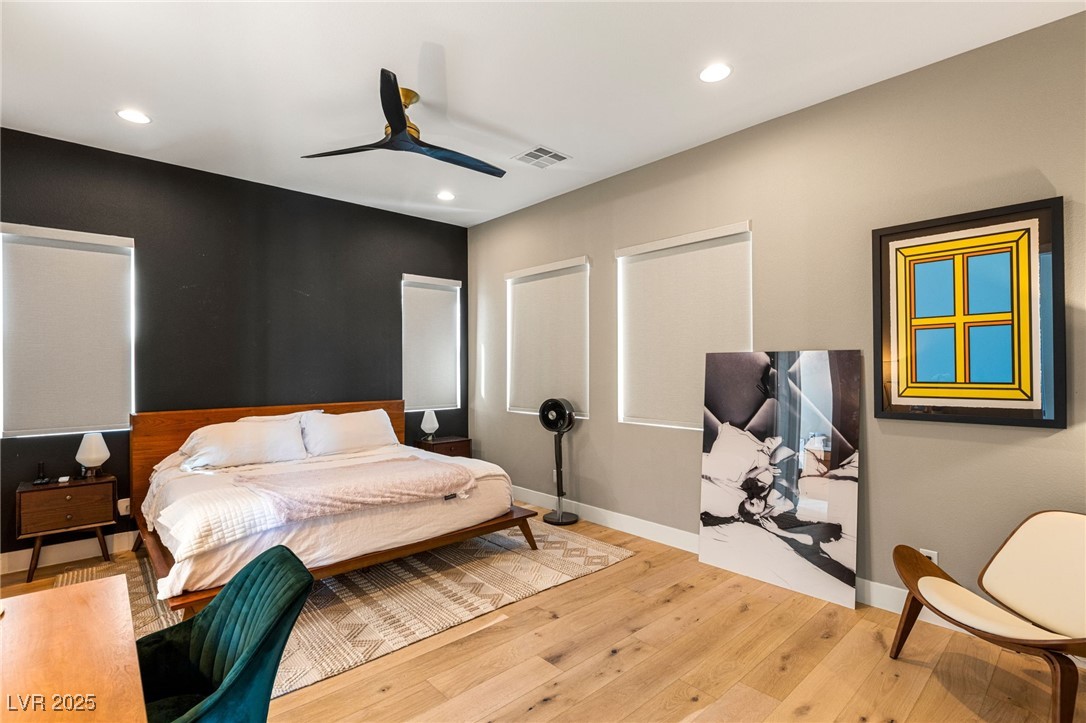 Las Vegas, Nevada 89148, United States, 2 Bedrooms Bedrooms, ,3 BathroomsBathrooms,Residential,Pending,14325