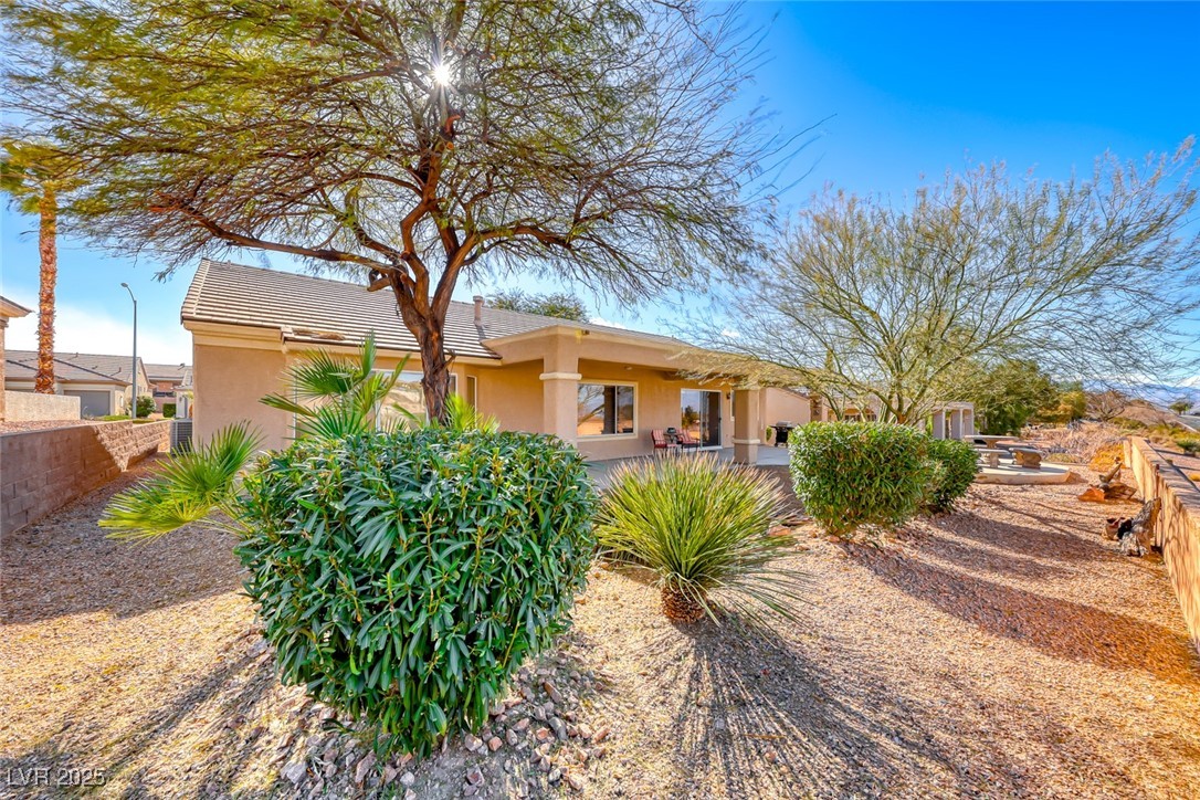 2540 Thatcher Avenue, Henderson, Nevada image 3