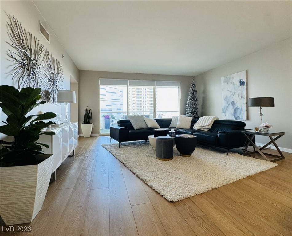 2857 Paradise Road 904