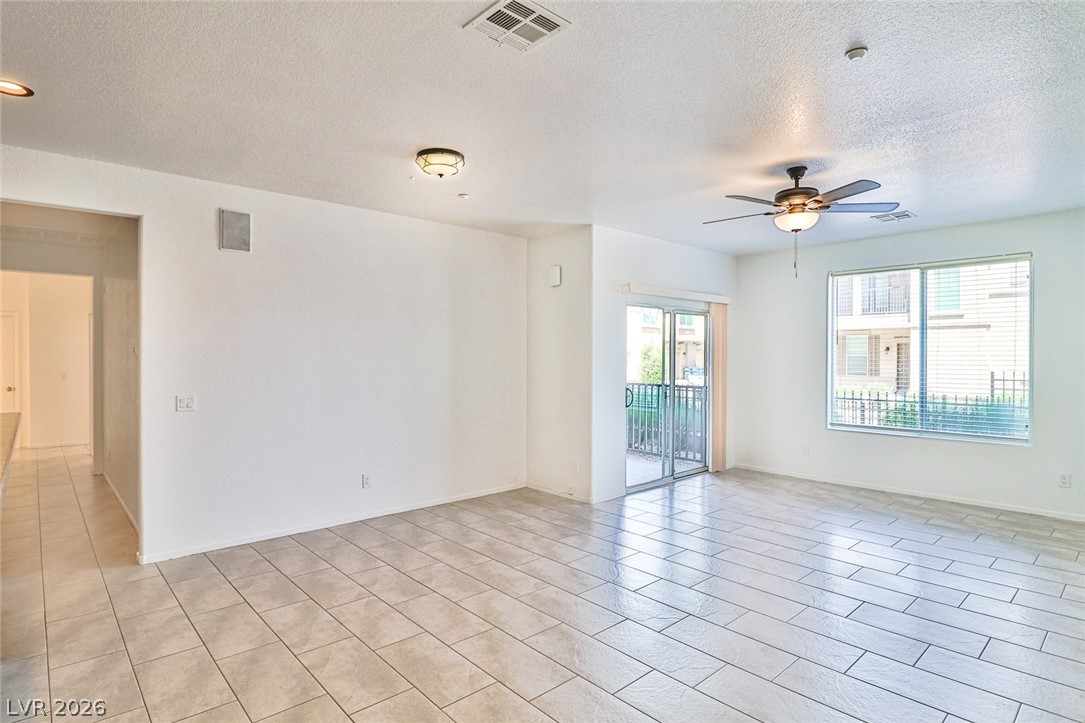 4437 Dover Straight Street 105