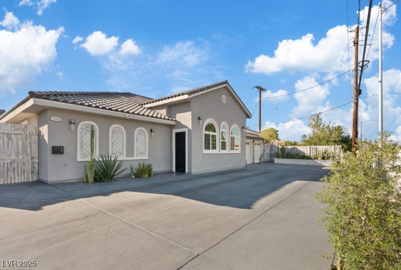 Properties 4 1202 S Rancho Drive