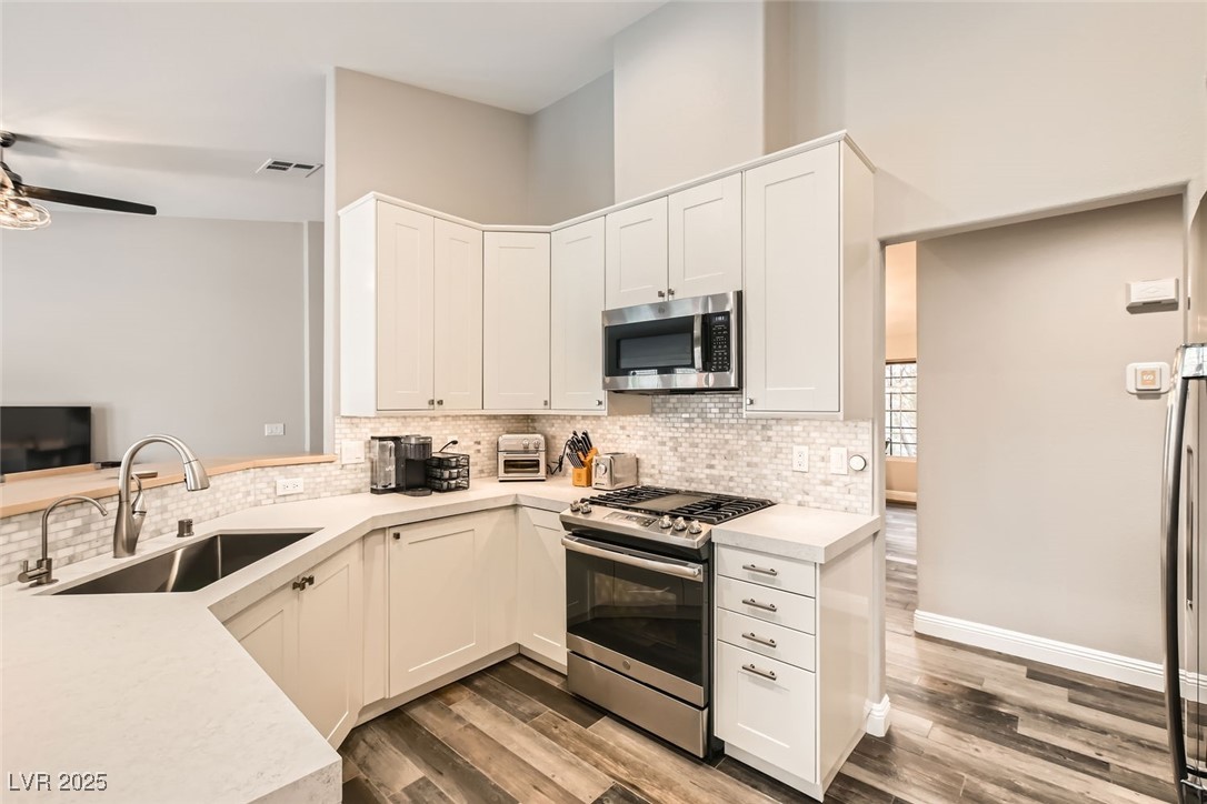 6908 Bienville Street, Las Vegas, Nevada image 17