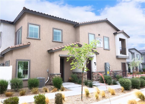 Townhouse For Sale - 7342 N Decatur Boulevard #5<br/> Clark County, Las Vegas, NV 89131