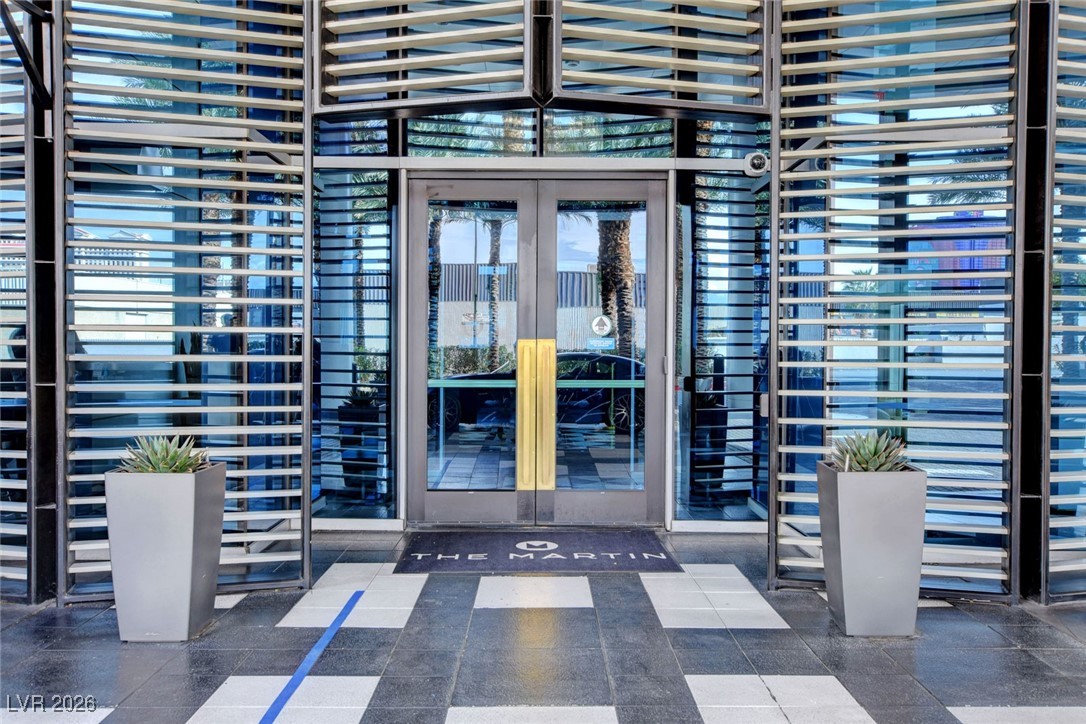 4471 Dean Martin Drive 3208