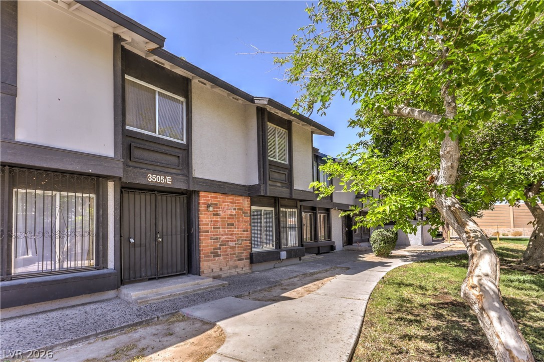 3505 Mercury Street E