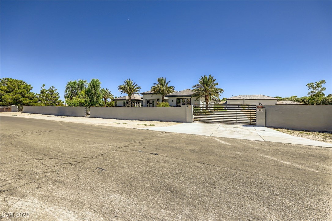 6731 Via Provenza Avenue