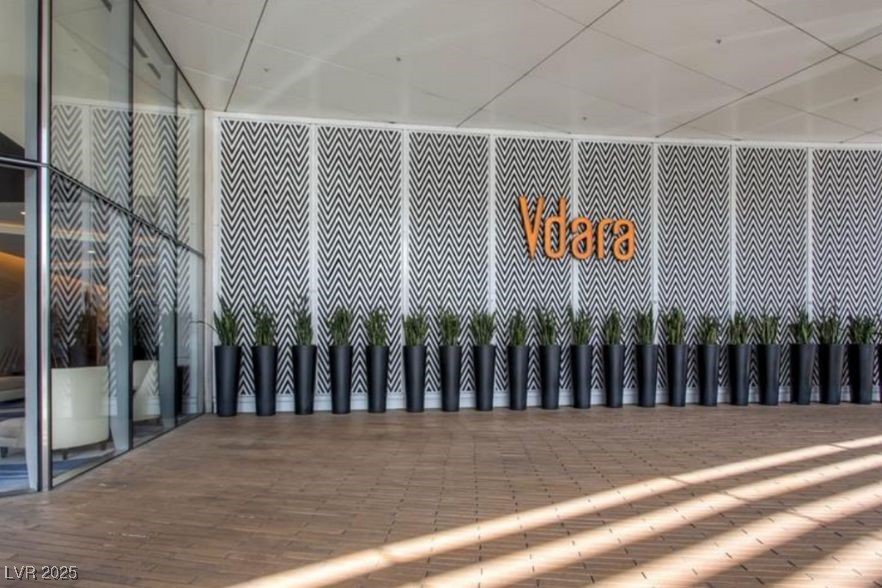 2600 W Harmon Avenue 16034