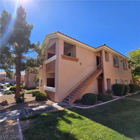 Condo For Sale - 1050 E Cactus Avenue #2058<br/> Las Vegas, NV 89183