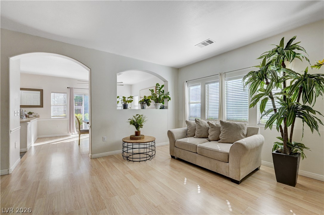 9303 Gilcrease Avenue 1006