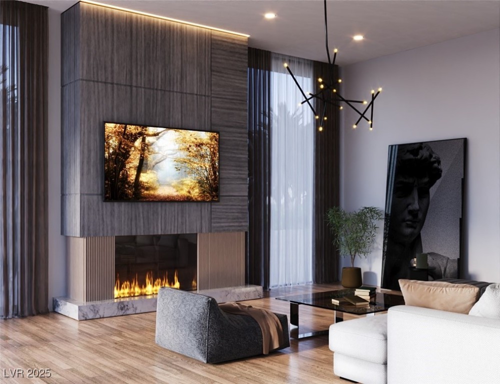 8 Pebble Hills Court