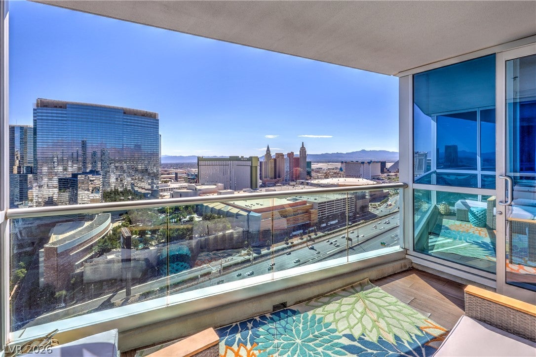 4525 E Dean Martin Drive 2911