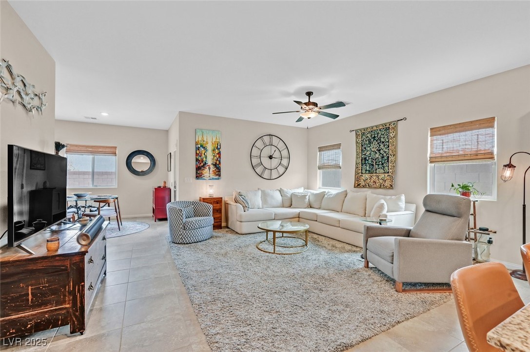 7910 Pearly Court, North Las Vegas, Nevada image 9
