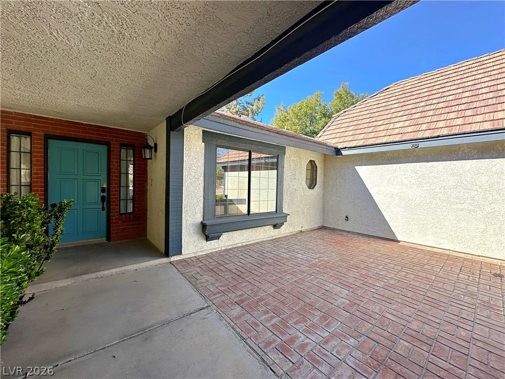 2241 Lucerne Drive