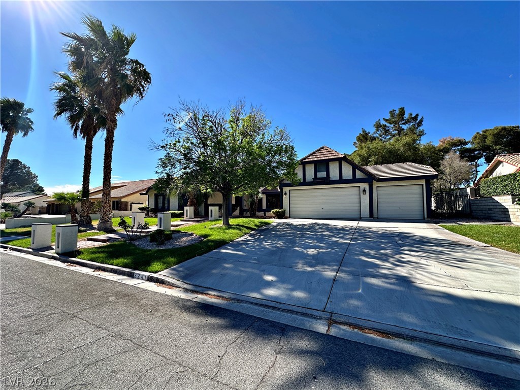 2241 Lucerne Drive