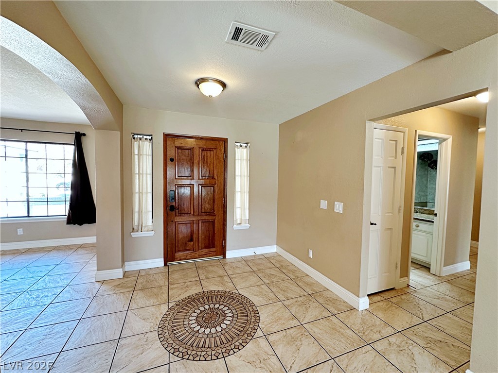 2241 Lucerne Drive