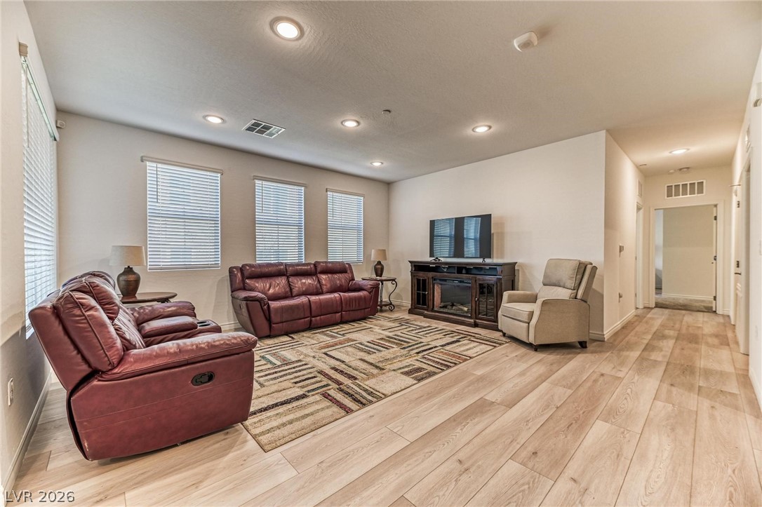 2555 Hampton Road 10108