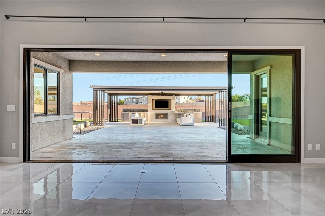 8477 Wolf Mountain Court