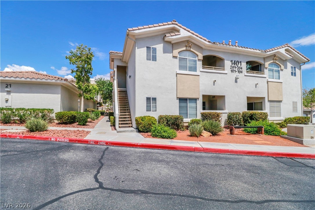 1401 Red Crest Lane 201