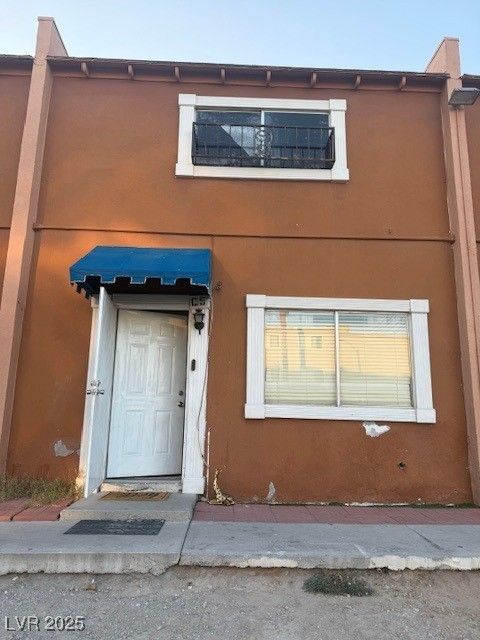 Homes For Sale - 500 S 13 Th Street #C5<br/> Las Vegas, NV 89101