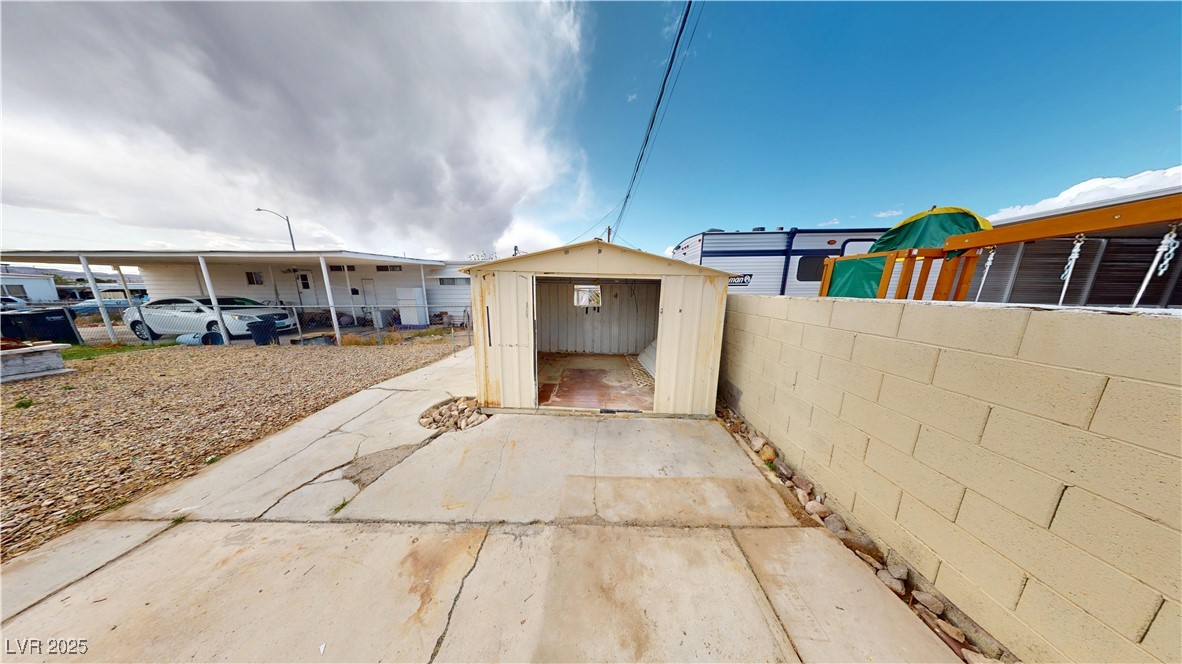 276 Aztec Lane, Henderson, Nevada image 3