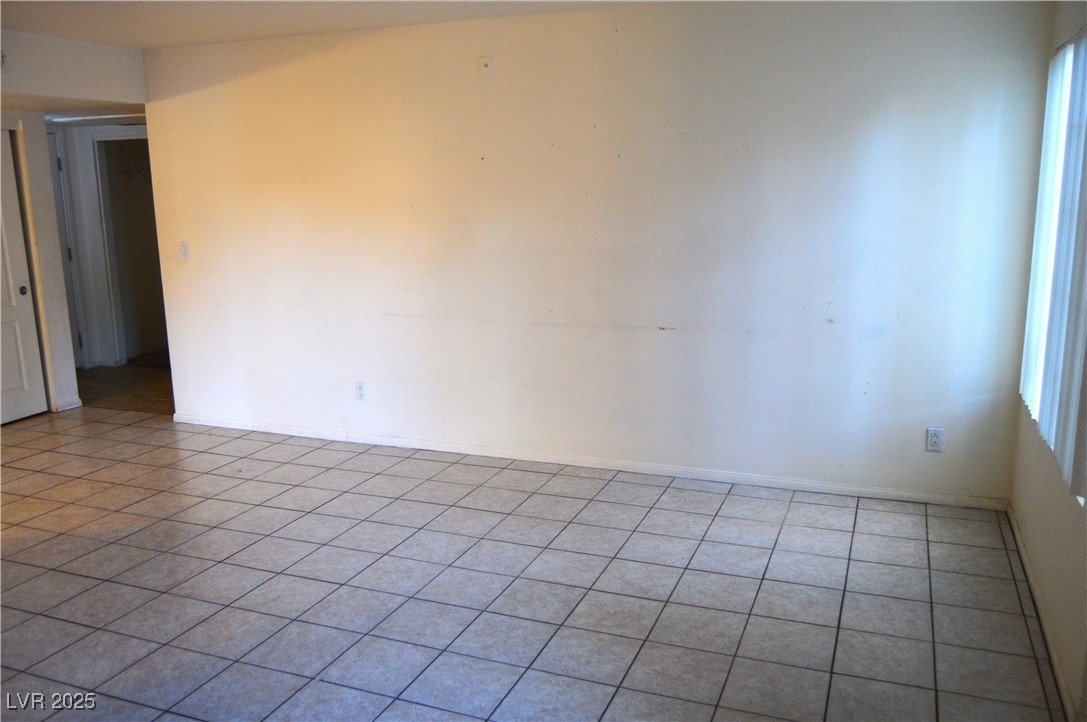 2121 Sealion Drive #105, Las Vegas, Nevada image 4