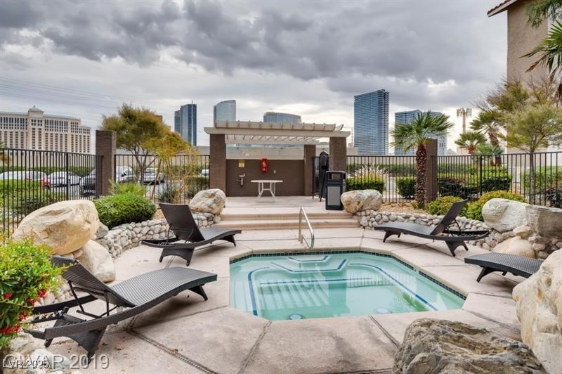 4200 S Valley View Boulevard 2001
