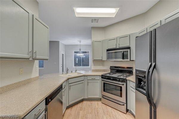 7809 STRONG WATER CT, LAS VEGAS, NV 89131 - Image ccb5b7554ceab7a34b07930fbdbfd30b/2208049190