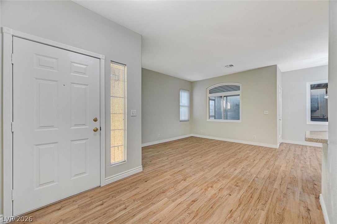 7809 Strong Water Court