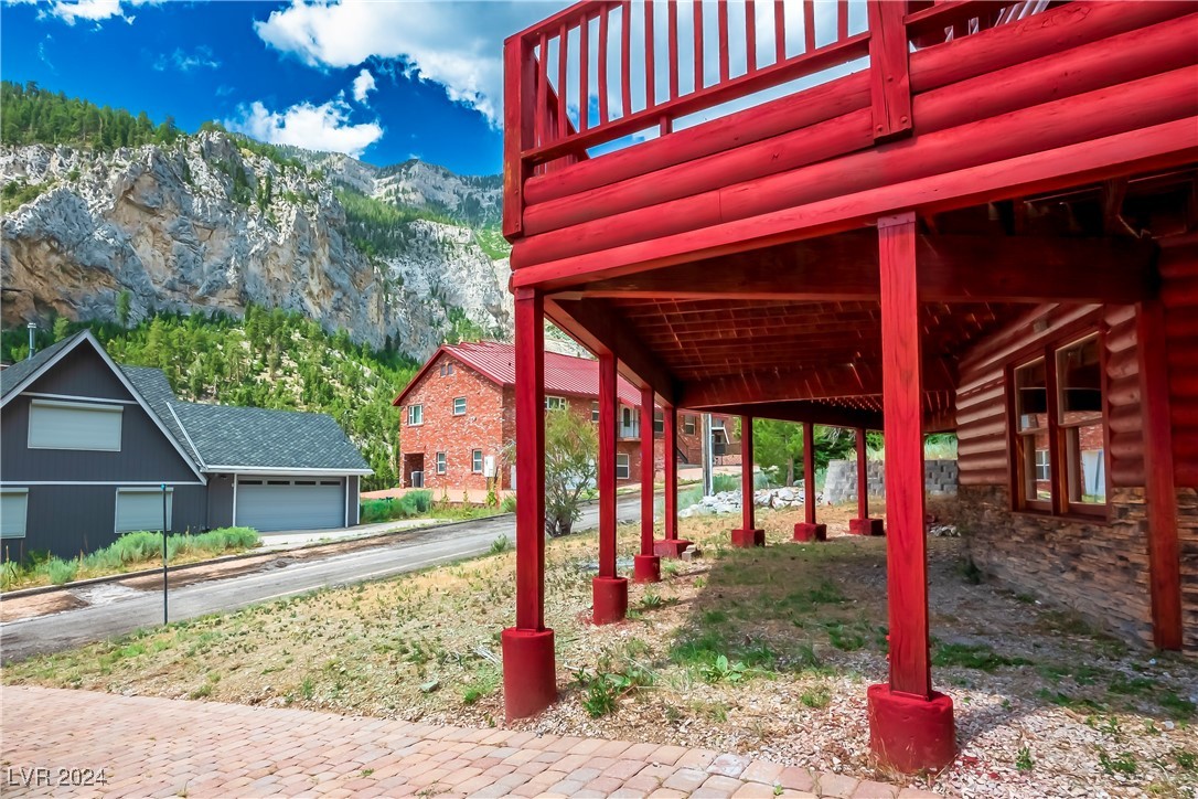 408 Crestview Drive